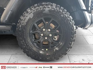 2026 Jeep Wrangler 4-Door WILLYS in Pointe-Aux-Trembles, Quebec - 6 - w320h240px