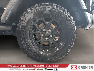 Jeep Wrangler 4-Door WILLYS 2026 à Pointe-Aux-Trembles, Québec - 6 - w320h240px