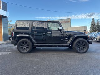 Jeep Wrangler Unlimited Sahara 2017 à Pointe-Aux-Trembles, Québec - 4 - w320h240px