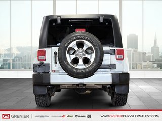 Jeep Wrangler UNLIMITED SAHARA + 4X4 + V6 3.6L 2017 à Pointe-Aux-Trembles, Québec - 3 - w320h240px