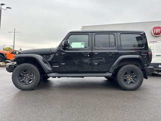Jeep Wrangler Unlimited High Altitude 2021 à Pointe-Aux-Trembles, Québec - 2 - w320h240px