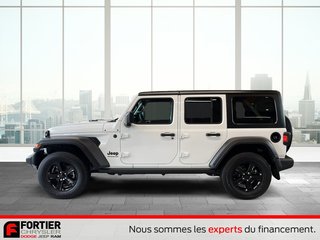 Jeep Wrangler Sport Altitude 2023 à Pointe-Aux-Trembles, Québec - 3 - w320h240px