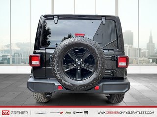 Jeep Wrangler 4 PORTES SAHARA ALTITUDE + 4X4 2023 à Pointe-Aux-Trembles, Québec - 3 - w320h240px