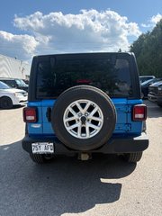Jeep Wrangler Sport S 2023 à Pointe-Aux-Trembles, Québec - 3 - w320h240px