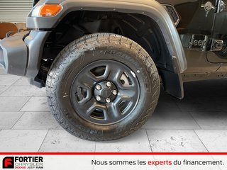 Jeep Wrangler SPORT 2024 à Pointe-Aux-Trembles, Québec - 3 - w320h240px