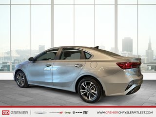 2024 Kia Forte EX + SIEGES ET VOLANT CHAUFFANTS in Pointe-Aux-Trembles, Quebec - 5 - w320h240px