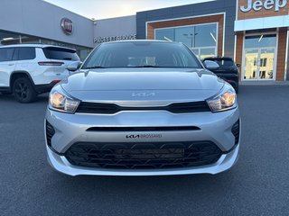 Kia Rio 5-door LX PREMIUM 2023 à Pointe-Aux-Trembles, Québec - 3 - w320h240px
