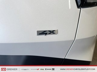 Kia Sportage LX + FWD 2023 à Pointe-Aux-Trembles, Québec - 4 - w320h240px