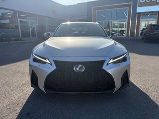 2023 Lexus IS IS 300 F SPORT 2 in Pointe-Aux-Trembles, Quebec - 3 - w320h240px