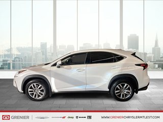 2020 Lexus NX NX 300 + TOIT OUVRANT + CARPLAY in Pointe-Aux-Trembles, Quebec - 5 - w320h240px