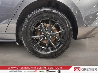 2019 Mazda Mazda3 GT + AWD + AUTOMATIQUE + TOIT OUVRANT in Pointe-Aux-Trembles, Quebec - 6 - w320h240px