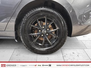 2019 Mazda Mazda3 GT + AWD + AUTOMATIQUE + TOIT OUVRANT in Pointe-Aux-Trembles, Quebec - 6 - w320h240px