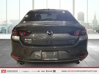 2019 Mazda Mazda3 GT + AWD + AUTOMATIQUE + TOIT OUVRANT in Pointe-Aux-Trembles, Quebec - 3 - w320h240px