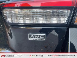 Mitsubishi RVR ES + AWC + SIEGES CHAUFFANTS 2023 à Pointe-Aux-Trembles, Québec - 4 - w320h240px