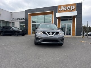 2016 Nissan Rogue in Pointe-Aux-Trembles, Quebec - 5 - w320h240px