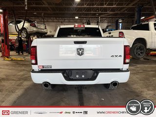 Ram 1500 SPORT + 4X4 + V8 HEMI 5.7L + CREW CAB + TOIT OUVRA 2017 à Pointe-Aux-Trembles, Québec - 3 - w320h240px