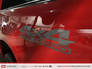 Ram 1500 BIG HORN + 4X4 + CREW CAB + V8 HEMI 5.7L + 2020 à Pointe-Aux-Trembles, Québec - 4 - w320h240px