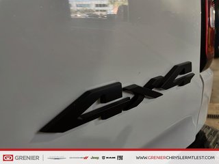 Ram 1500 SPORT GT + 4X4 + CREW CAB + V8 HEMI 5.7L 2023 à Pointe-Aux-Trembles, Québec - 4 - w320h240px