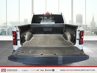 2025 Ram 1500 REBEL + 4X4 + CREW CAB + GPS + CARPLAY in Pointe-Aux-Trembles, Quebec - 3 - w320h240px