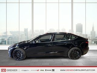 Tesla MODEL 3 SR + RWD + TOIT PANORAMIQUE + CUIR 2023 à Pointe-Aux-Trembles, Québec - 5 - w320h240px