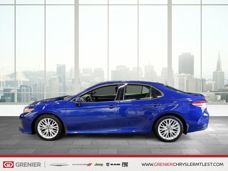 Toyota Camry XLE + TOIT OUVRANT PANO + CARPLAY 2018 à Pointe-Aux-Trembles, Québec - 5 - w320h240px