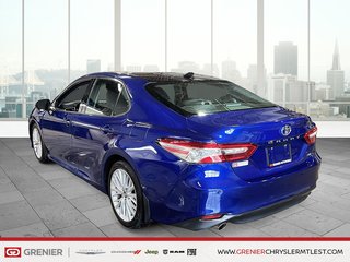 Toyota Camry XLE + TOIT OUVRANT PANO + CARPLAY 2018 à Pointe-Aux-Trembles, Québec - 4 - w320h240px