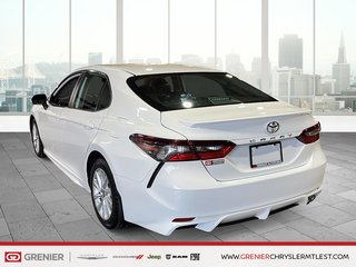 Toyota Camry SE + CUIR + CARPLAY 2023 à Pointe-Aux-Trembles, Québec - 4 - w320h240px