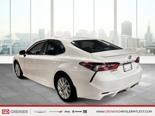 2024 Toyota Camry SE + CUIR + CARPLAY in Pointe-Aux-Trembles, Quebec - 4 - w320h240px