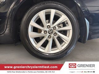 Toyota Camry SE 2024 à Pointe-Aux-Trembles, Québec - 6 - w320h240px