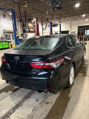 Toyota Camry SE AWD 2024 à Pointe-Aux-Trembles, Québec - 5 - w320h240px