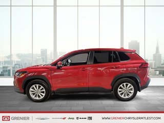 2022 Toyota COROLLA CROSS LE + AWD + CLIMATISATION + AIDE AU SUIVI DE VOIE in Pointe-Aux-Trembles, Quebec - 5 - w320h240px