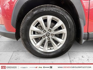 2022 Toyota COROLLA CROSS LE + AWD + CLIMATISATION + AIDE AU SUIVI DE VOIE in Pointe-Aux-Trembles, Quebec - 6 - w320h240px