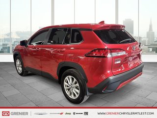 2022 Toyota COROLLA CROSS LE + AWD + CLIMATISATION + AIDE AU SUIVI DE VOIE in Pointe-Aux-Trembles, Quebec - 4 - w320h240px