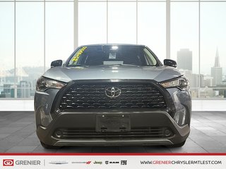 Toyota Corolla Cross LE + AWD + SIEGES ET VOLANT CHAUFFANTS 2025 à Pointe-Aux-Trembles, Québec - 2 - w320h240px