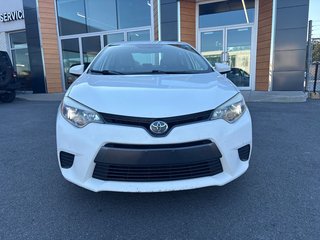 2016 Toyota Corolla in Pointe-Aux-Trembles, Quebec - 5 - w320h240px