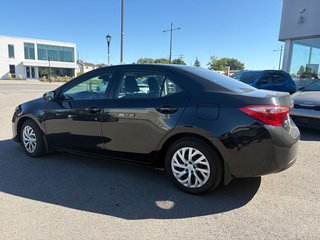2017 Toyota Corolla in Pointe-Aux-Trembles, Quebec - 5 - w320h240px
