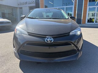 2017 Toyota Corolla in Pointe-Aux-Trembles, Quebec - 3 - w320h240px