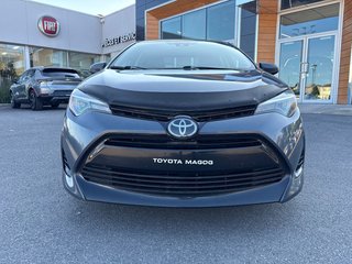 2018 Toyota Corolla LE in Pointe-Aux-Trembles, Quebec - 3 - w320h240px