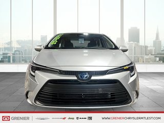 Toyota Corolla HYBRIDE + LE + AWD + CARPLAY 2024 à Pointe-Aux-Trembles, Québec - 2 - w320h240px