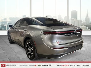2023 Toyota CROWN XLE + HYBRIDE + TOIT DE VERRE PANO in Pointe-Aux-Trembles, Quebec - 5 - w320h240px