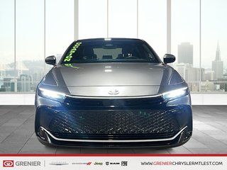 2023 Toyota CROWN XLE + HYBRIDE + TOIT DE VERRE PANO in Pointe-Aux-Trembles, Quebec - 2 - w320h240px