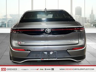 2023 Toyota CROWN XLE + HYBRIDE + TOIT DE VERRE PANO in Pointe-Aux-Trembles, Quebec - 3 - w320h240px