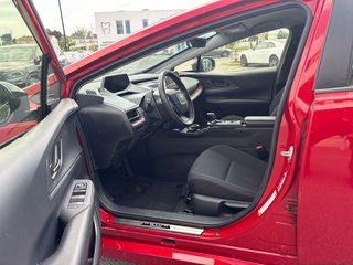 2024 Toyota Prius Prime XSE in Pointe-Aux-Trembles, Quebec - 6 - w320h240px