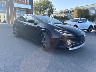 2024 Toyota Prius Prime XSE in Pointe-Aux-Trembles, Quebec - 5 - w320h240px