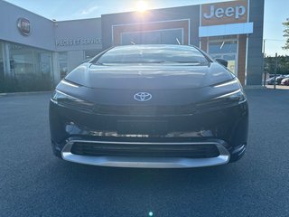 2024 Toyota Prius Prime XSE in Pointe-Aux-Trembles, Quebec - 3 - w320h240px