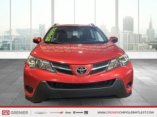 Toyota RAV4 LE + AWD + AUTOMATIQUE + GROUPE ELECTRIQUE 2015 à Pointe-Aux-Trembles, Québec - 2 - w320h240px