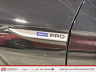 2024 Volkswagen ID.4 PRO + AWD + ELECTRIQUE in Pointe-Aux-Trembles, Quebec - 4 - w320h240px