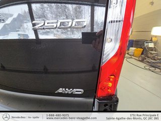 2026 Mercedes-Benz Sprinter 2500 170 Wheelbase High Roof AWD in Charlemagne, Quebec - 5 - w320h240px