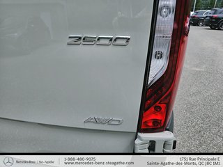 2026 Mercedes-Benz Sprinter 2500 170 Wheelbase High Roof AWD in Charlemagne, Quebec - 6 - w320h240px
