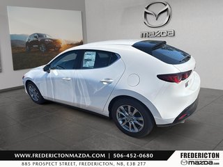 Mazda3 Sport GX 2026